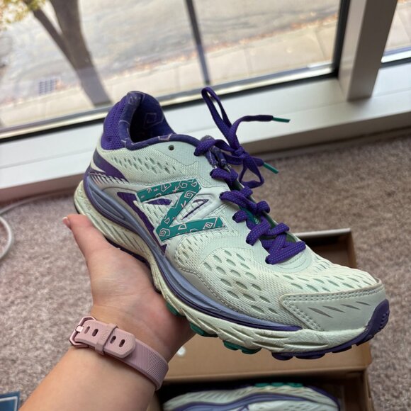 RunDisney New Balance 880V6 Mad Tea Party Sneakers - Picture 2 of 11